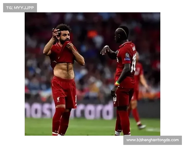 以萨拉赫常踢位置为核心解析其在球队中的战术作用